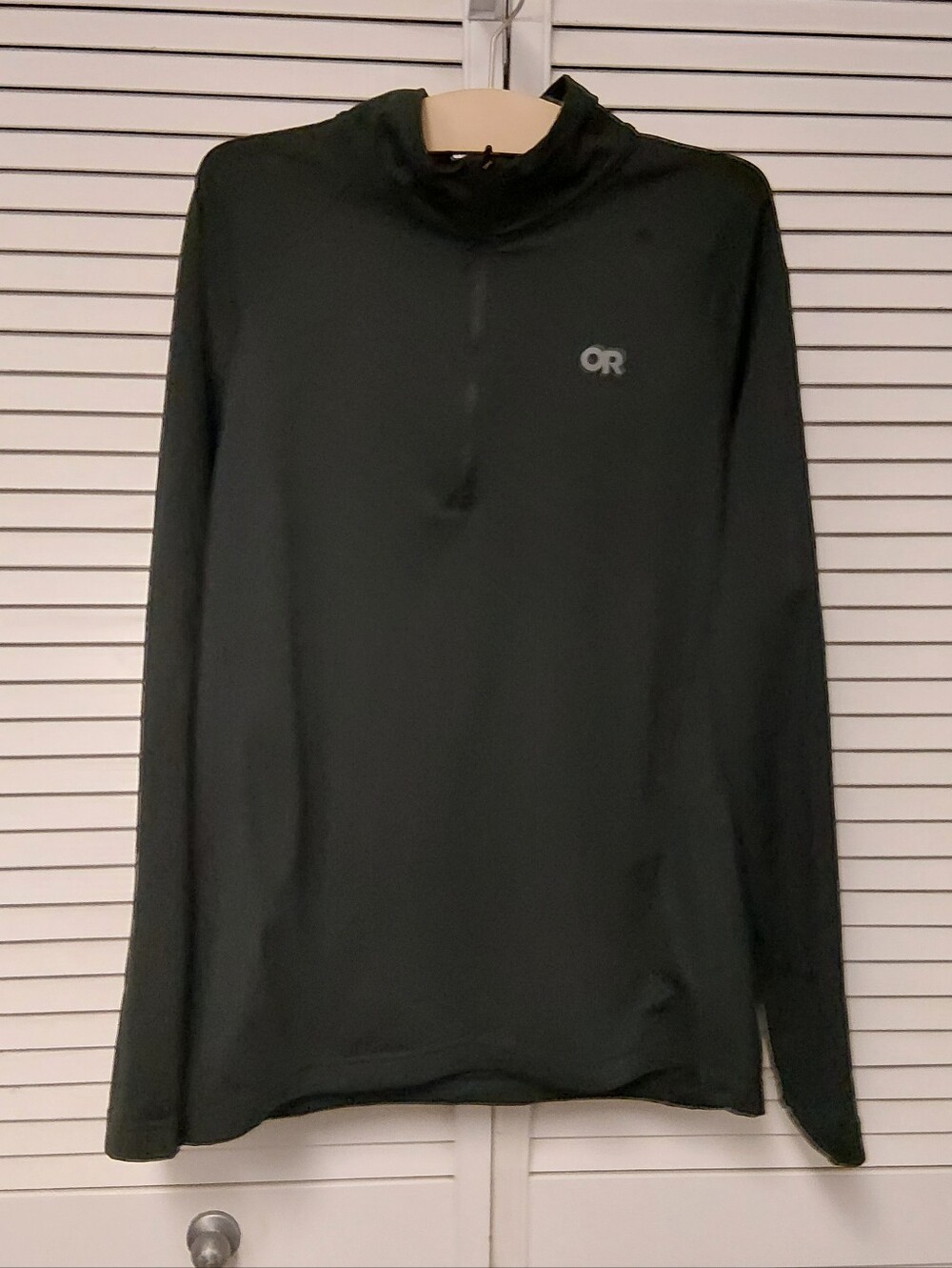Outdoor Research Men's Black  Long-Sleeve Quarter-Zip Performance Top